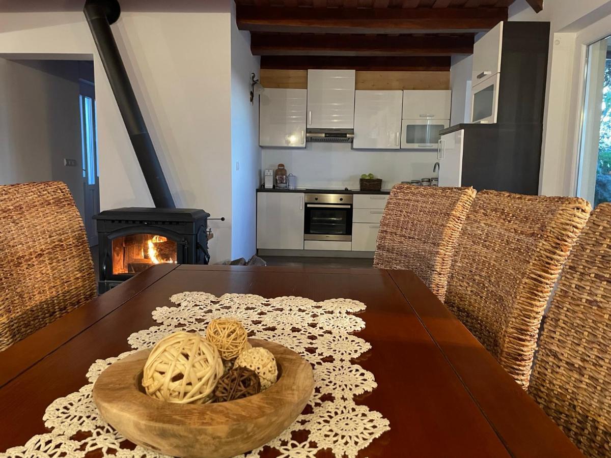 Pocitniska Hisa Soncni Vrh Villa Spodnji Ivanjci Exteriör bild